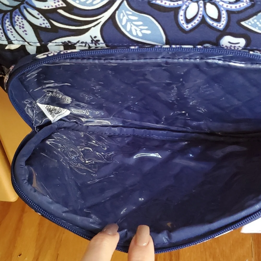 Vera Bradley Factory Style Medium Travel Organizer NWT - Picture 7 of 14